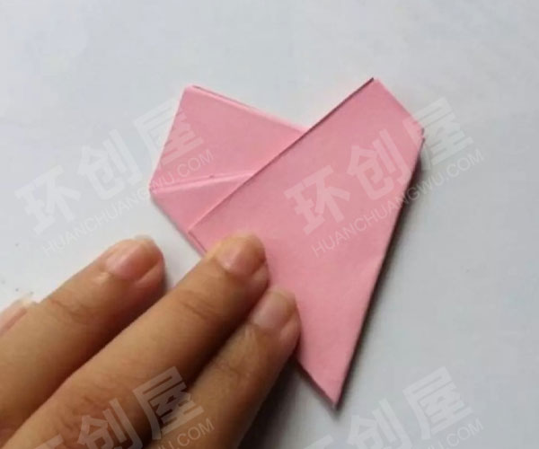 幼儿园美工区卡纸手工折纸剪裁美丽的花儿图片