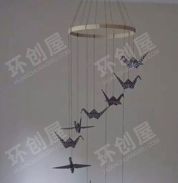 幼儿园折纸千纸鹤风铃吊饰环创图片