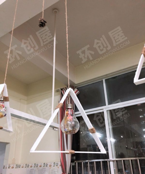 幼儿园森系田园风灯泡吊饰环创图片