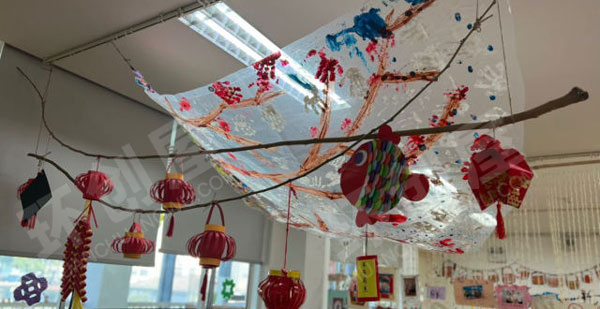 幼儿园年年有余美术挂饰环创图片