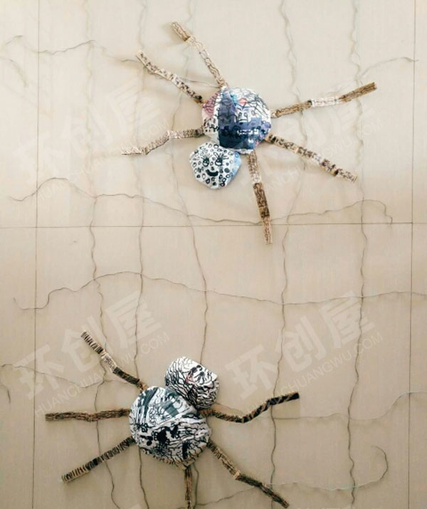 幼儿园走廊墙面报纸碎片创意动物环创图片