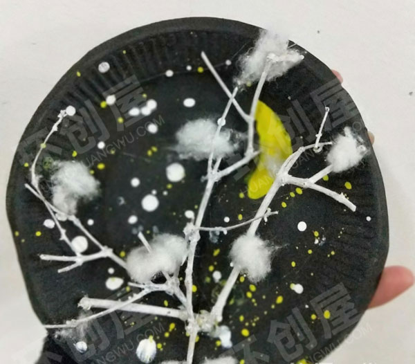 幼儿园废物利用环保枯枝遇见四季作品展示图片