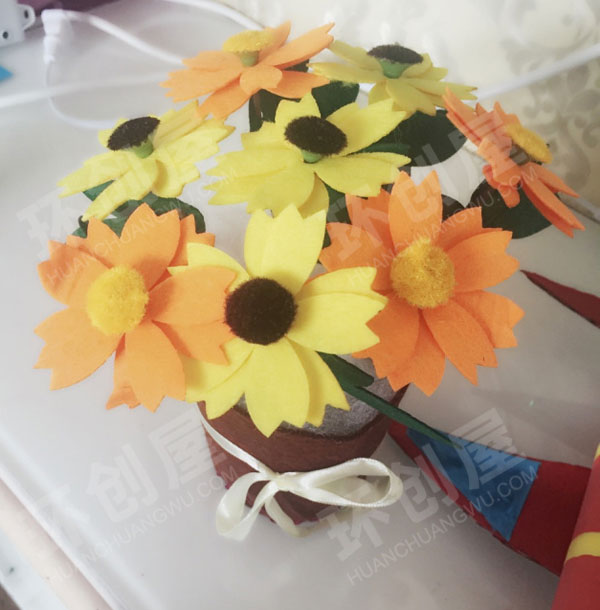 幼儿园不织布手工花儿作品展示图片