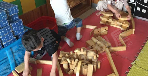 幼儿园积木搭建城市大道环创建构区图片
