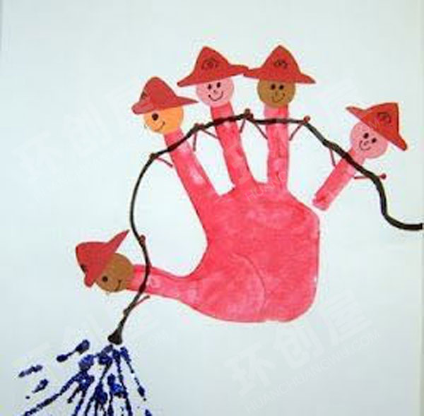 幼儿园美工区手印变变变环创图片