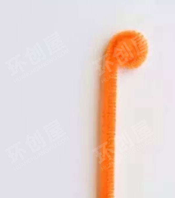 幼儿园美工区毛根编扎水仙花环创图片