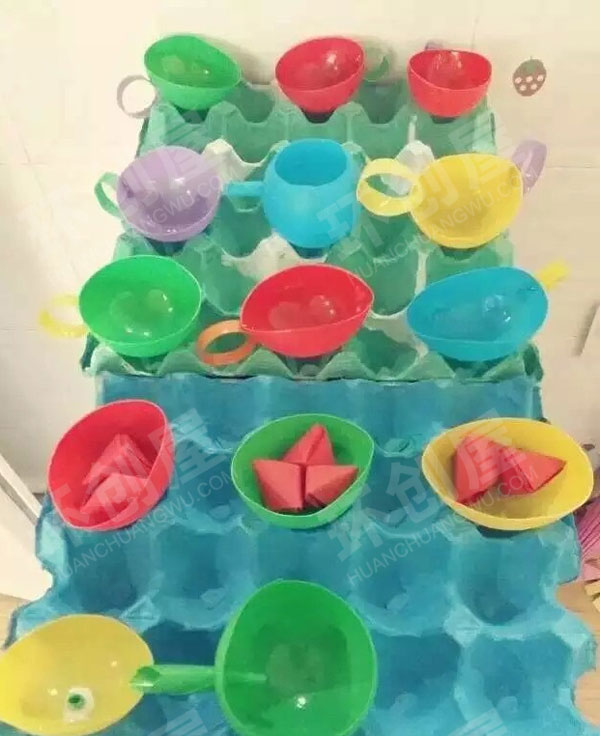 幼儿园娃娃家我的小家庭环创图片