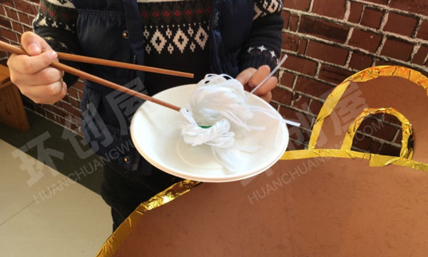 幼儿园娃娃家天香面馆环创图片