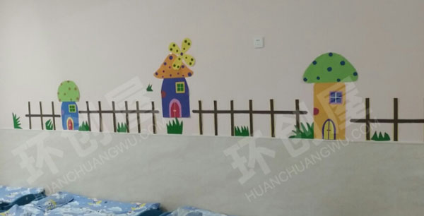 幼儿园墙面布置动物花花衣寝室环创图片