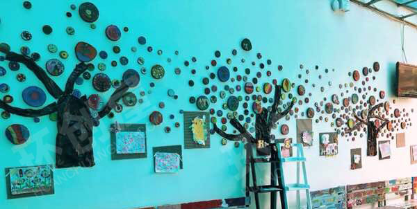 幼儿园墙面布置生机勃勃的装饰环创图片