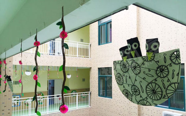 幼儿园手工春天气息燕子窝吊饰环创图片