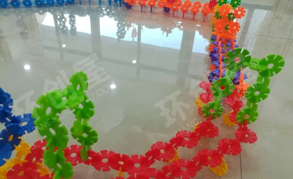 幼儿园雪花片泉州湾大桥建构区搭建环创图片