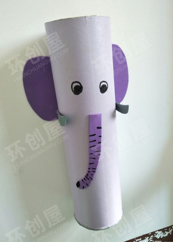 幼儿园阅读区鞋套纸筒墙面环创图片