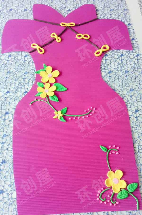 幼儿园美工区中国文化旗袍黏土画环创图片