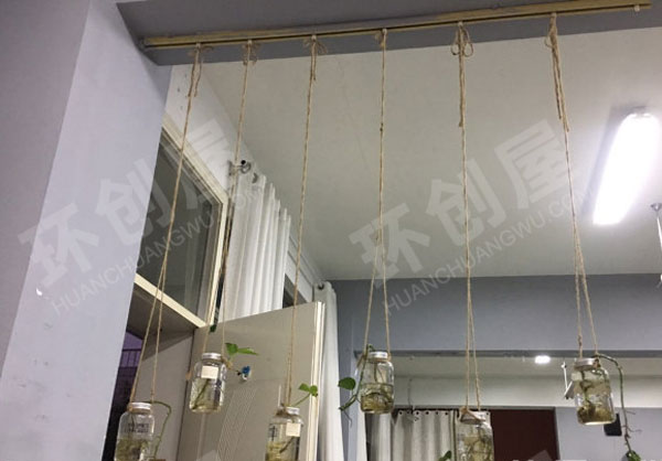 幼儿园区域空间间隔自然材料吊挂饰图片