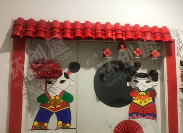 幼儿园元旦主题福娃娃门窗环创图片