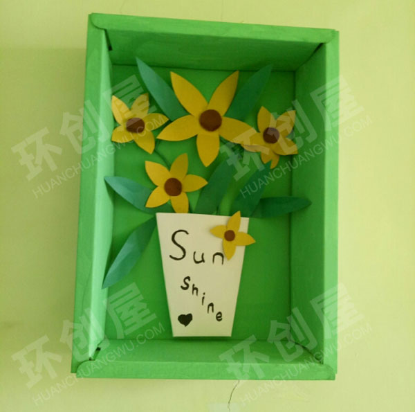 幼儿园走廊墙面环创废物利用纸盒装饰画图片