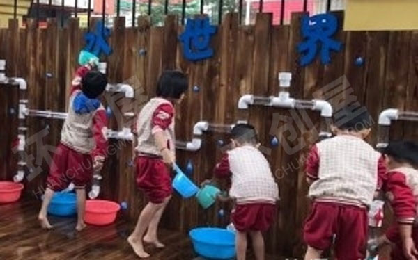 幼儿园户外玩水区水世界环创图片