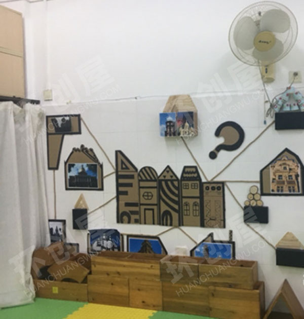 幼儿园建构区墙面简约风城堡环创图片