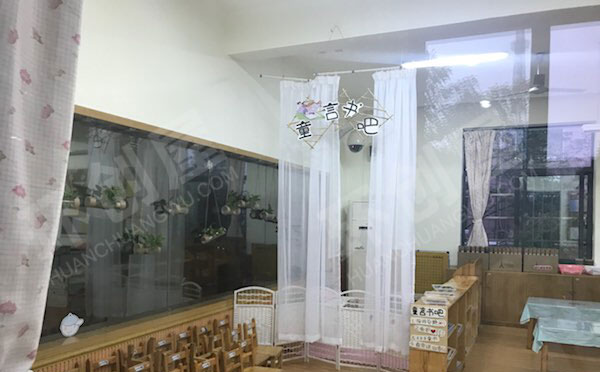 幼儿园阅读区童言书吧环创图片