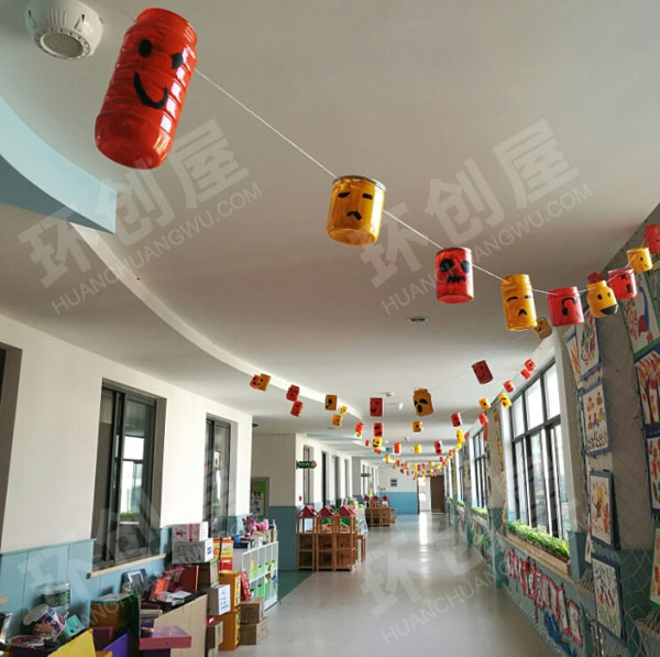 幼儿园走廊环创各种美术作品图片