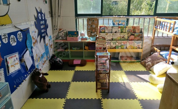 幼儿园阅读区我们的图书角环创图片