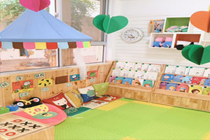 幼儿园阅读区温馨舒适环创图片