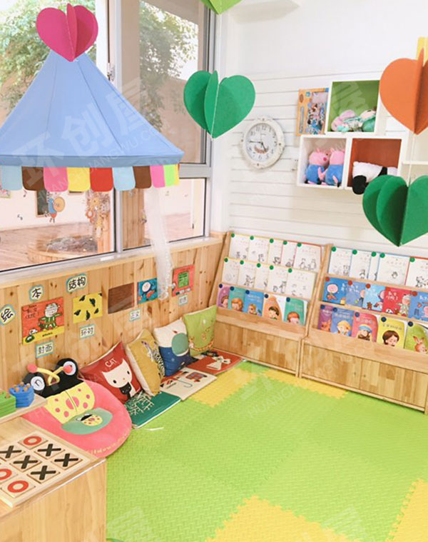 幼儿园阅读区温馨舒适环创图片