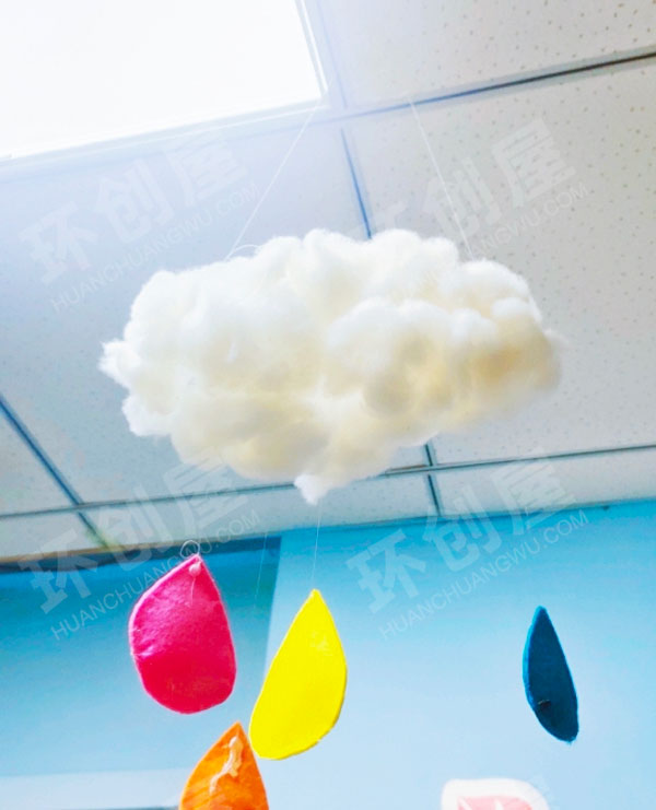 幼儿园云朵彩虹雨滴挂饰环创图片