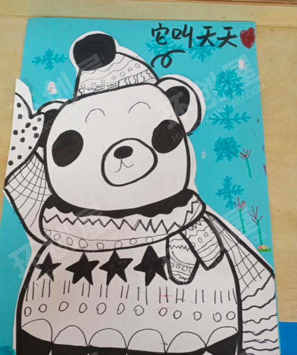 幼儿园线描画涂鸦作品冬天雪人展示环创图片